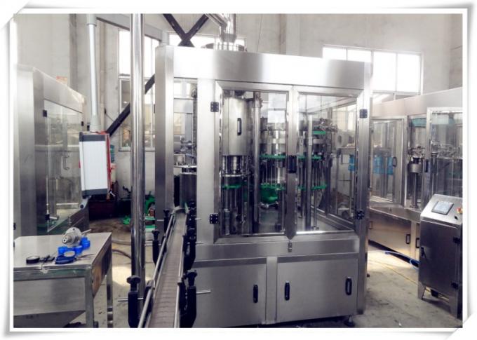 PLC는 음료 공장 SUS304 은빛 백색을 위한 과일 주스 충전물 기계를 통제합니다 0